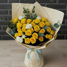 Букет цветов из:  Розы в Ольгинка