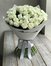 Букет 35 Белых роз в Ольгинка