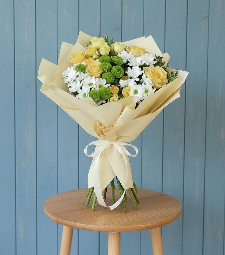 Букет цветов из: Хризантемы и Розы в Ольгинка