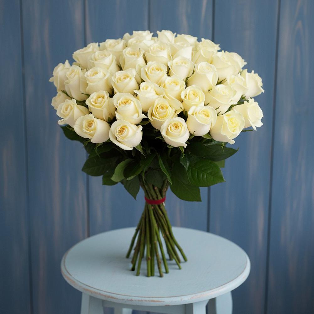Букет 51 Белая роза Эдлесс Лав в Ольгинка