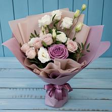 Букет цветов из:  Розы и Лизиантусы в Ольгинка