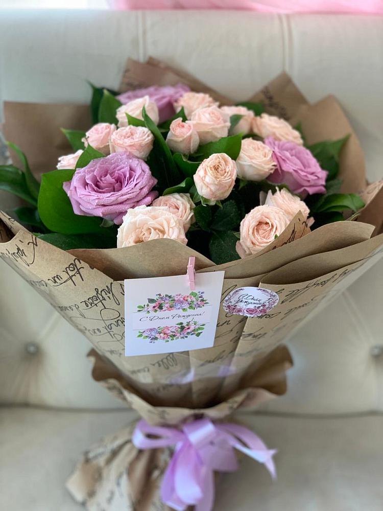 Букет цветов из: Розы в Ольгинка