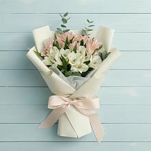 Букет цветов из:  Альстромерии в Ольгинка