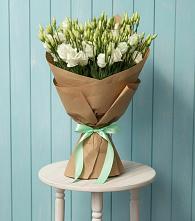 Букет цветов из:  Лизиантусы в Ольгинка