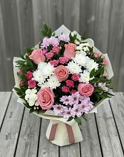 Букет цветов из:  Альстромерии, Гвоздики, Розы и Хризантемы в Ольгинка