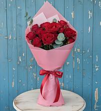 Букет цветов из:  Розы в Ольгинка
