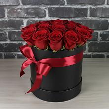 Цветочная композиция из Розы в шляпной коробке в Ольгинка