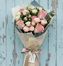 Букет цветов из:  Розы #REPLACE_PRED# Ольгинка