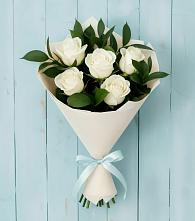 Букет цветов из:  Розы в Ольгинка