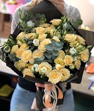 Букет цветов из:  Розы и Лизиантусы #REPLACE_PRED# Ольгинка
