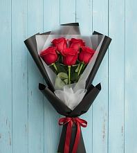 Букет цветов из:  Розы в Ольгинка