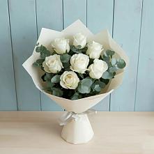 Букет Белые розы в Эвкалипте в Ольгинка