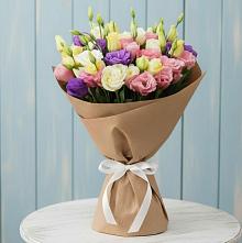 Букет цветов из:  Лизиантусы в Ольгинка