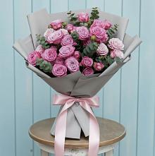 Букет цветов из:  Розы в Ольгинка